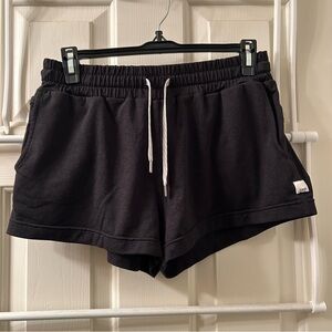 Vuori Halo Performance Short Size Small 2.25” Mid Rise Black Heather